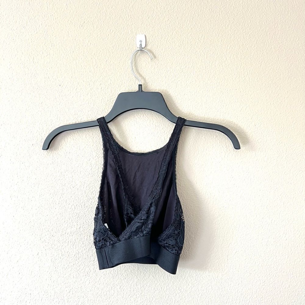 Lace Crop Top - Picture 3 of 5